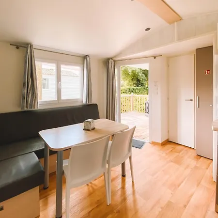 Maeva Escapades De La Geres Camping 3*