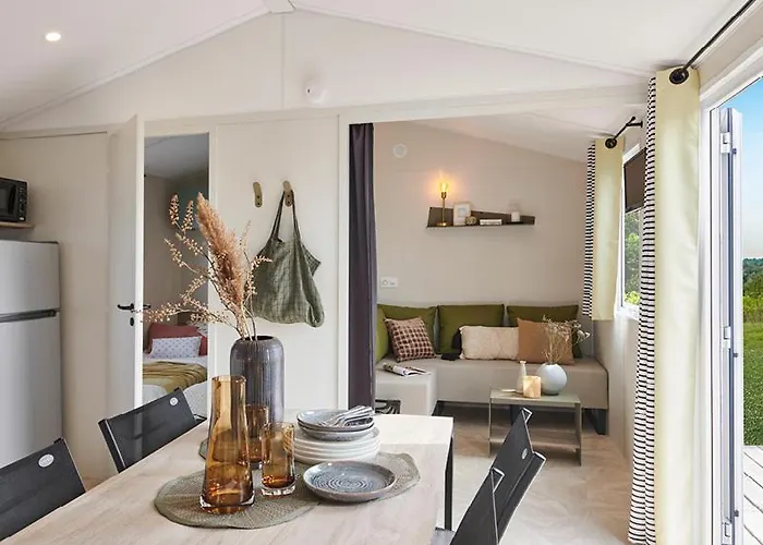 Maeva Escapades De La Geres Camping Surgères